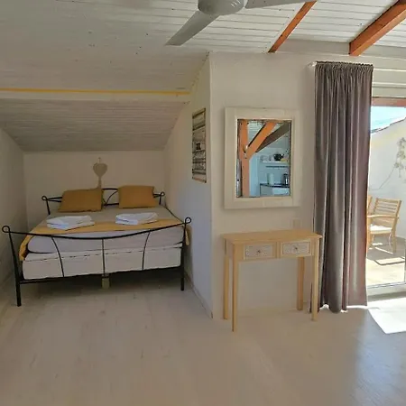 Villa Jacuzzi, Summer Kitchen, Gardens, 20m To - Casa Plaza
