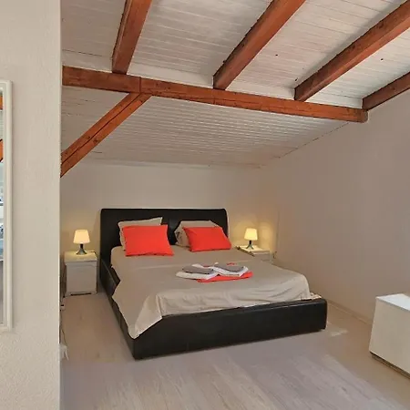 Villa Jacuzzi, Summer Kitchen, Gardens, 20m To - Casa Plaza Seget Vranjica