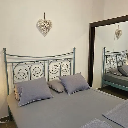 Jacuzzi, Summer Kitchen, Gardens, 20m To - Casa Plaza Villa Seget Vranjica